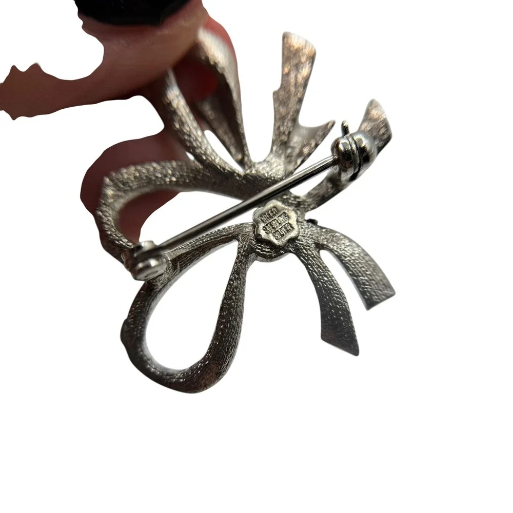 Vintage Sterling Silver‎ Bow Tie Brooch, Dainty Estate Marcasite D14Q